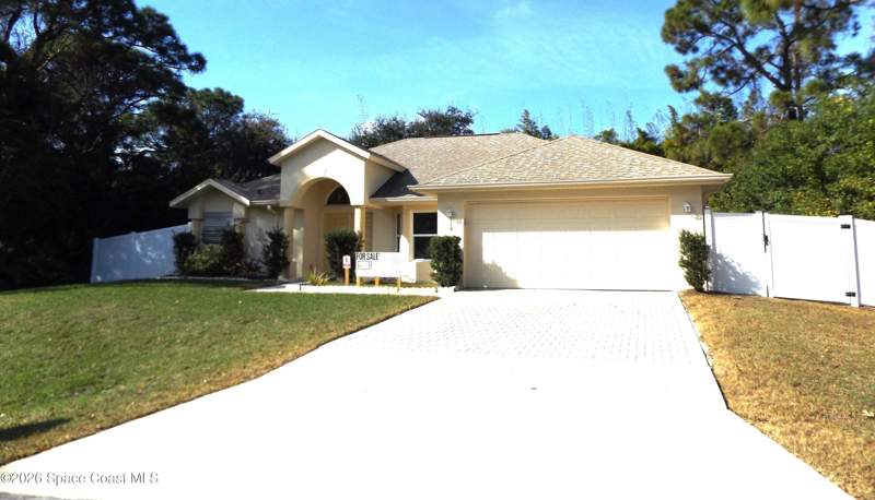 3 bedroom Single Family Residence at 110 White Road, Port Malabar Unit 20, Palm Bay — photo 1