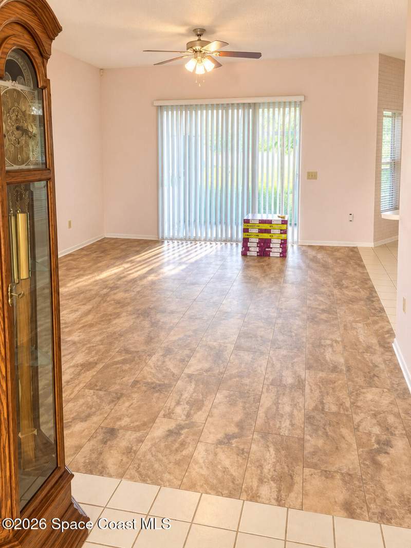 4 bedroom Single Family Residence at 2640 Forest Run Drive, Wickham Forest Phase 1, Melbourne — photo 5