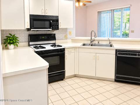 2640 Forest Run Drive, Melbourne FL - photo 9 of 31