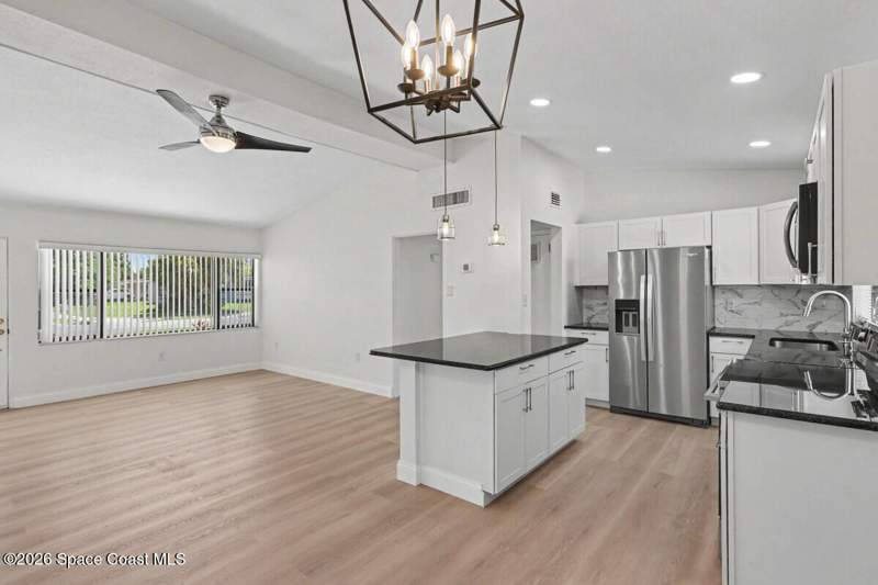 4 bedroom Single Family Residence at 303 Prospect Avenue, Royal Garden Homes, Cocoa — photo 5