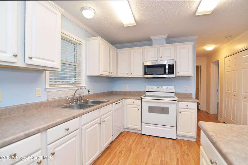 2 bedroom Manufactured Home at 840 Hyacinth Circle, Barefoot Bay Unit 2 Part 10, Barefoot Bay — photo 2