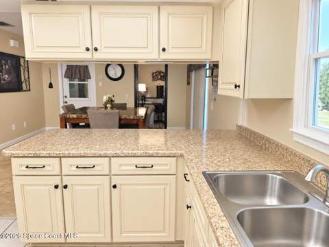 822 Berkshire Drive, Rockledge FL - photo 9 of 23