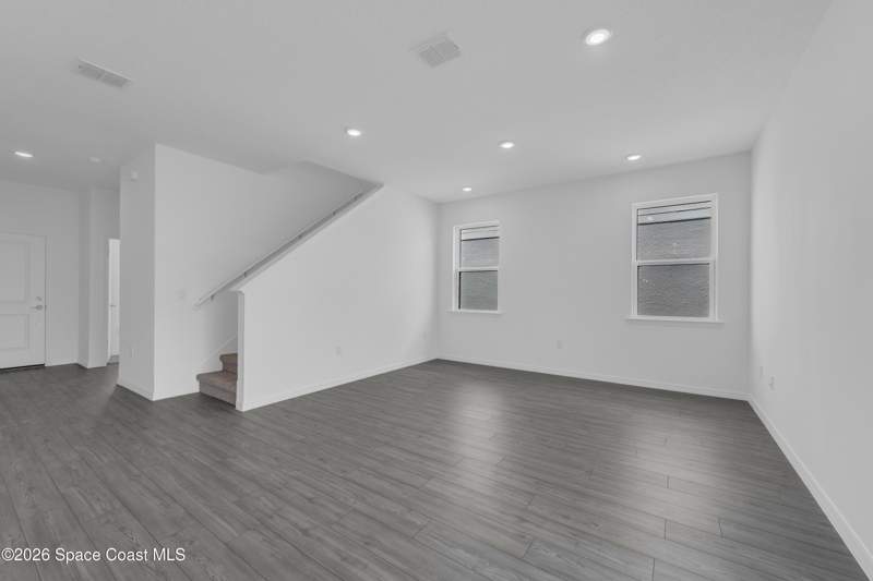 5 bedroom Single Family Residence at 1075 Connolly Lane, Reserve at Country Club Lakes Estates, Palm Bay — photo 5