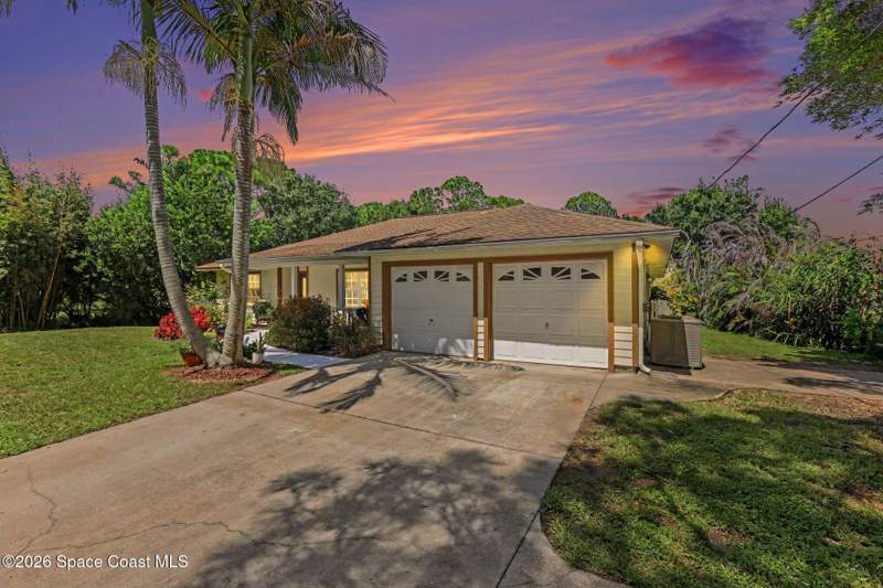 3 bedroom Single Family Residence at 4470 Mooney Lane, Brabrooks Indian River Subd, Grant-Valkaria — photo 3