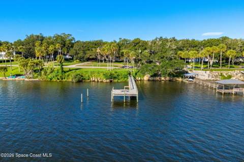 925 N Indian River Drive, Cocoa FL - photo 6 of 35