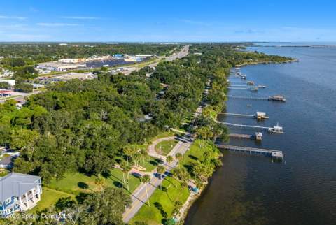 925 N Indian River Drive, Cocoa FL - photo 9 of 35