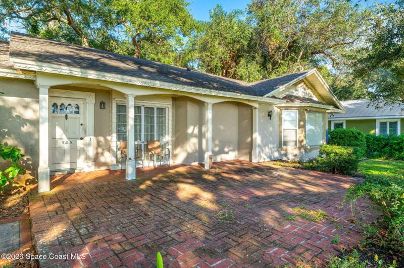 4 bedroom Single Family Residence at 925 N Indian River Drive, Cocoa, Cocoa — photo 4
