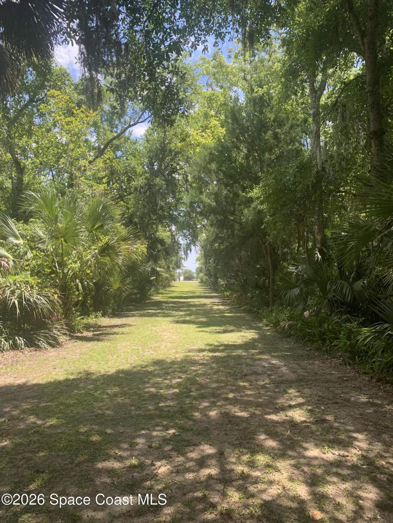 3 bedroom Single Family Residence at 124 Silver Hill Lane, Silver Hill Subdivision, Cocoa — photo 4
