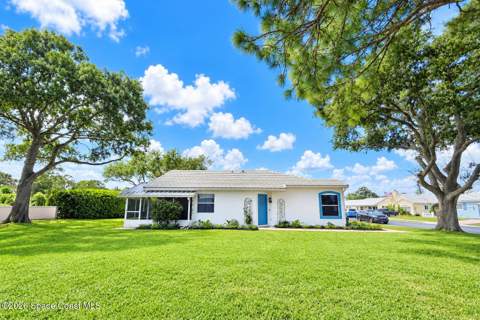 933 Wateroak Drive, Palm Bay FL - photo 7 of 55