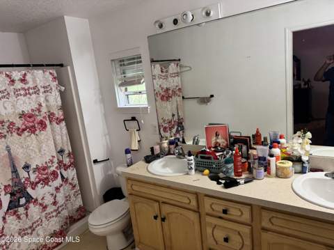 1198 SE Alminar Avenue, Palm Bay FL - photo 10 of 37