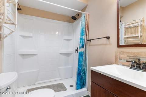 300 Monroe Avenue #17, Cape Canaveral FL - photo 6 of 17