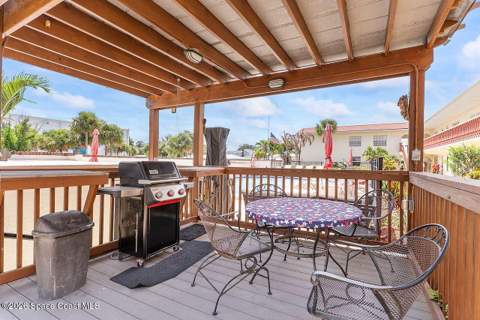 300 Monroe Avenue #17, Cape Canaveral FL - photo 11 of 17