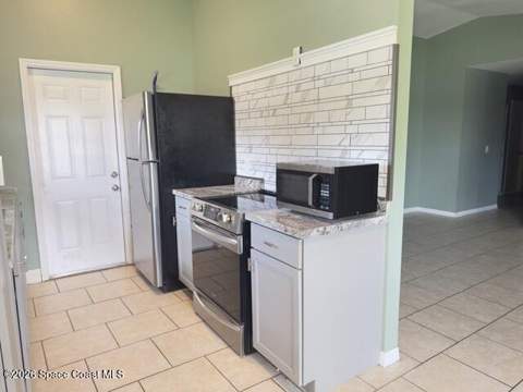 1200 Nienburg Avenue, Palm Bay FL - photo 6 of 33