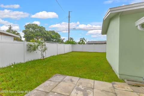 2356 Lakeview Drive, Melbourne FL - photo 6 of 49