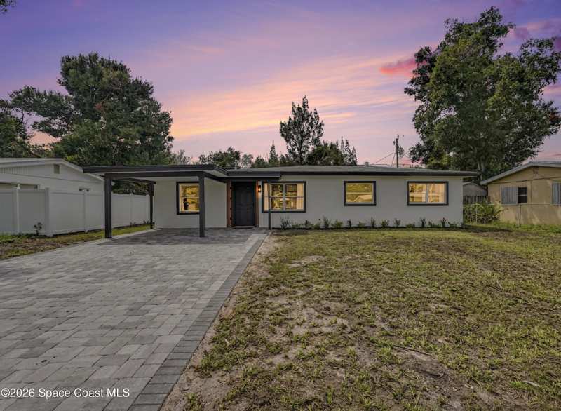 3 bedroom Single Family Residence at 990 Sparkman Street, Bowe Gardens Sec J 2, Melbourne — photo 1
