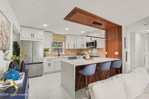 990 Sparkman Street, Melbourne FL - photo 8 of 25