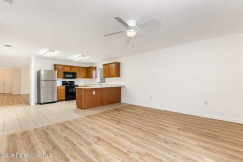 482 Newgate Street, Palm Bay FL - photo 12 of 26
