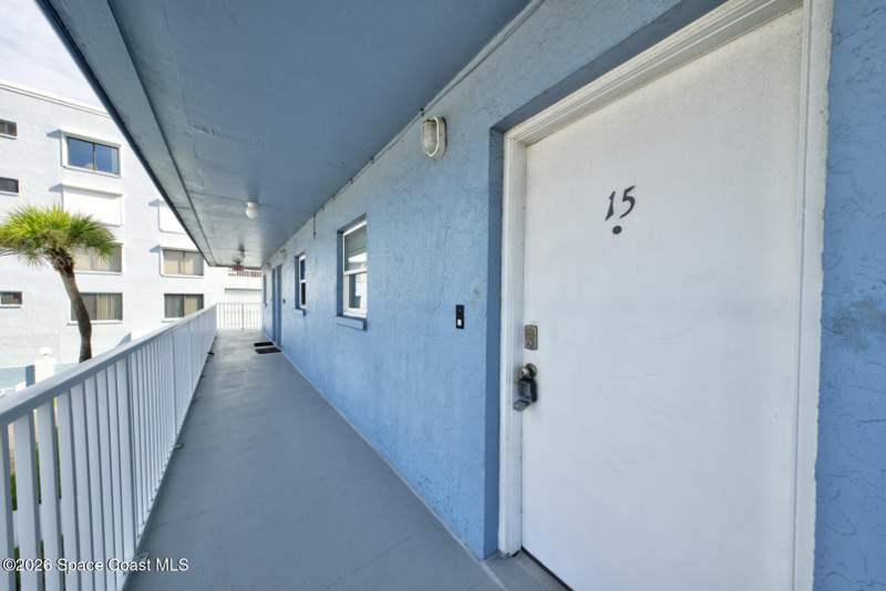2 bedroom Condominium at 305 Jimmy Buffett Memorial Highway #15, Sea Breakers Condo, Satellite Beach — photo 2