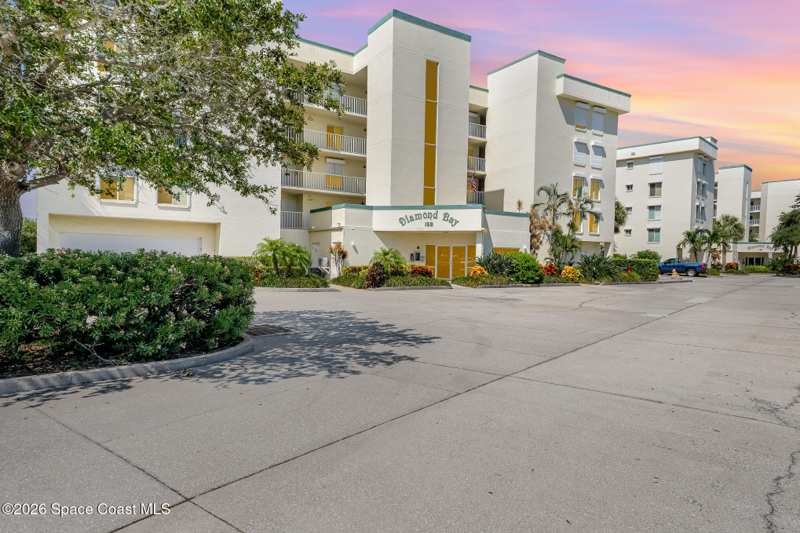 3 bedroom Condominium at 188 Pinellas Lane #301b, Diamond Bay Condo, Cocoa Beach — photo 1