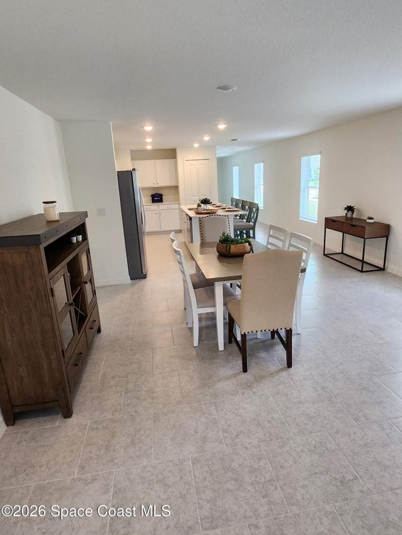 3 bedroom Single Family Residence at 641 SW Richmond Circle, Richmond Cove, Palm Bay — photo 4