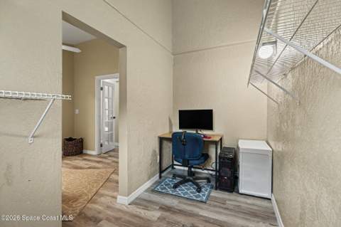 594 Pine Forest Court, Melbourne FL - photo 18 of 39
