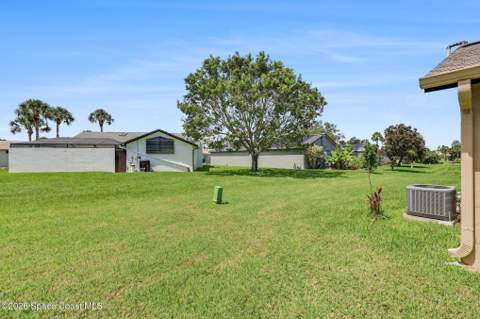 594 Pine Forest Court, Melbourne FL - photo 24 of 39