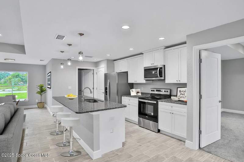 4 bedroom Single Family Residence at 2641 Daisy Avenue, Port Malabar Unit 25, Palm Bay — photo 3