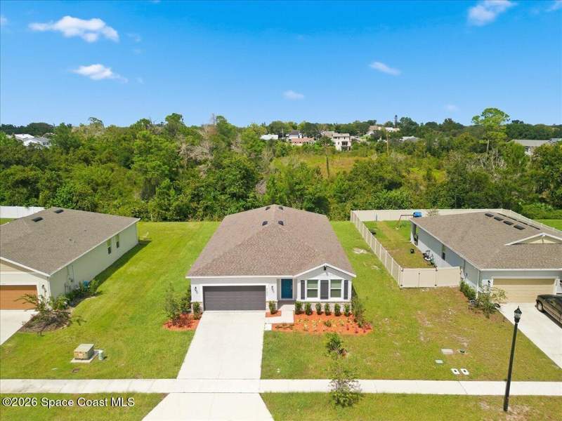 4 bedroom Single Family Residence at 4090 Heath Place, Brookshire, Titusville — photo 3