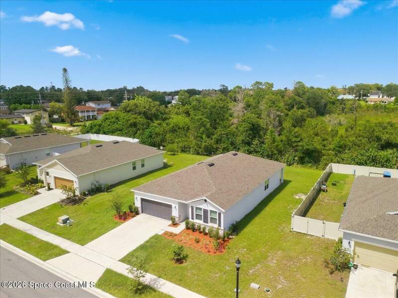 4 bedroom Single Family Residence at 4090 Heath Place, Brookshire, Titusville — photo 4