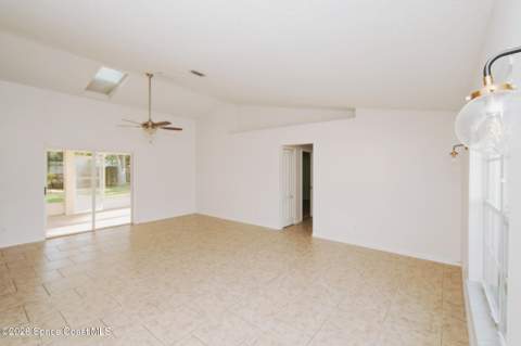 816 Hunters Creek Drive, Melbourne FL - photo 10 of 23