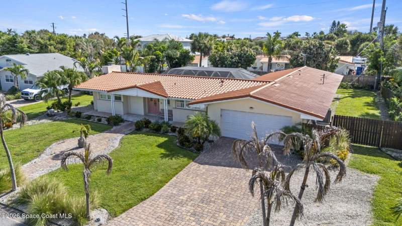 3 bedroom Single Family Residence at 319 Hibiscus Trail, River Colony East, Melbourne Beach — photo 4