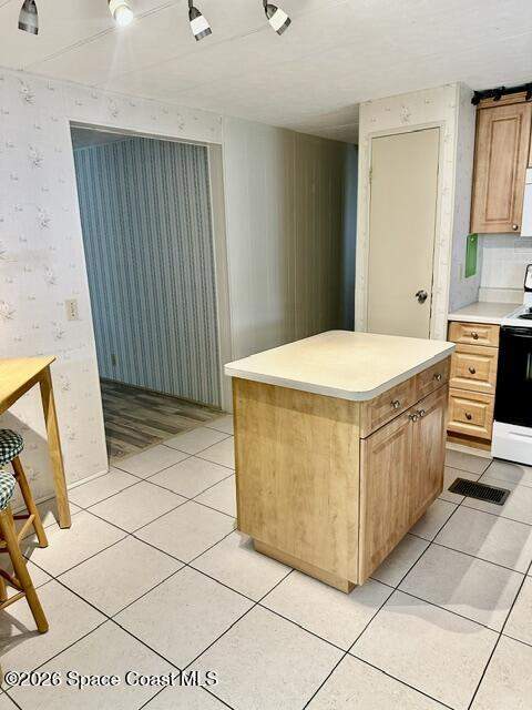 922 Thrush Circle, Barefoot Bay FL - photo 6 of 27