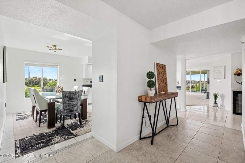 3 bedroom Condominium at 188 Pinellas Lane #301b, Diamond Bay Condo, Cocoa Beach — photo 4