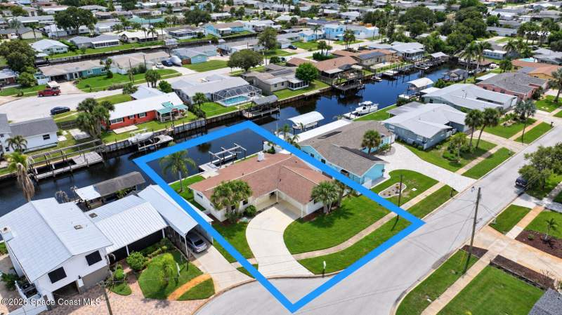 3 bedroom Single Family Residence at 1570 Bream Street, Surfside Estates Unit 3, Merritt Island — photo 4