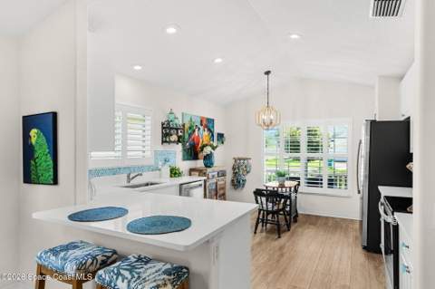 981 Indian Oaks Drive, Melbourne FL - photo 9 of 65