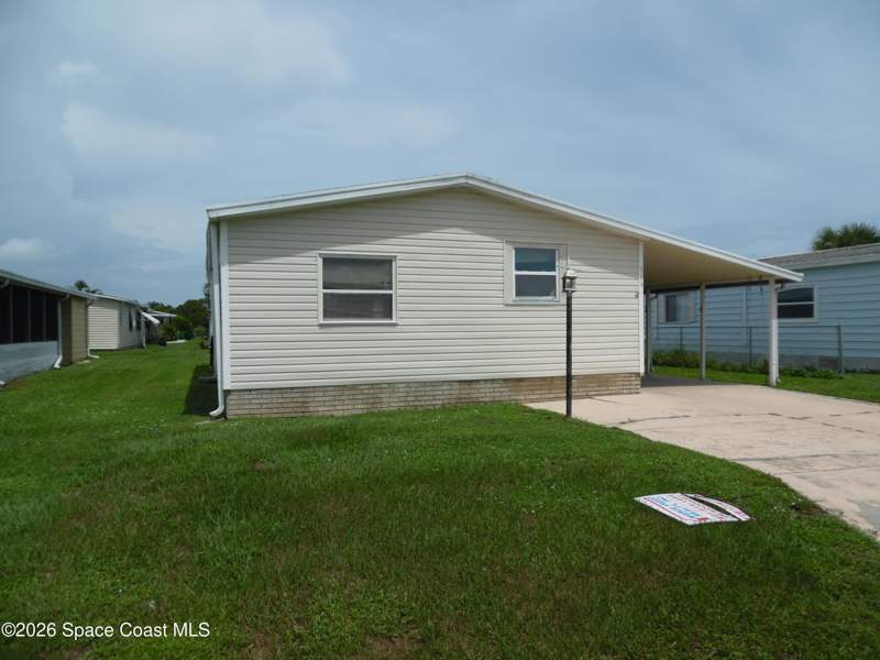 2 bedroom Manufactured Home at 514 Puffin Drive, Barefoot Bay Unit 2 Part 13, Micco — photo 1