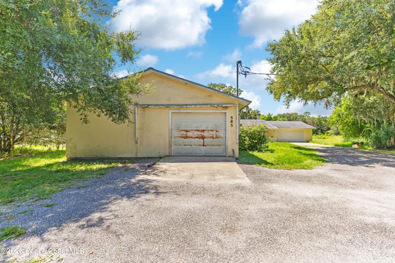 3 bedroom Single Family Residence at 565 Kings Way, Merritt Island, Merritt Island — photo 5