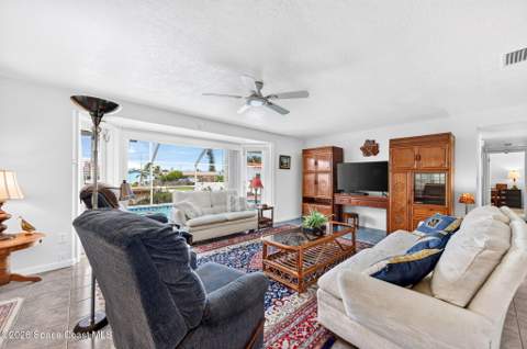 328 Carmine Drive, Cocoa Beach FL - photo 20 of 34