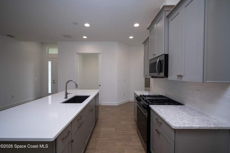 3 bedroom Townhouse at 9442 Fuego Way, Pangea Park, Melbourne — photo 5