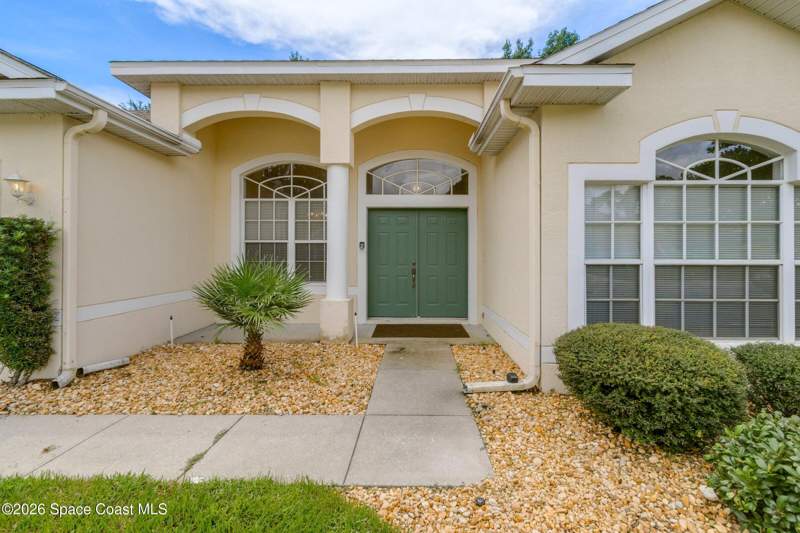 5 bedroom Single Family Residence at 764 Autumn Glen Drive, Sabal Palm Estates Unit 2, Melbourne — photo 3