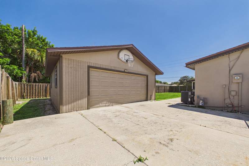 3 bedroom Single Family Residence at 4035 Banberry Lane, Sherwood Park Sec C, Melbourne — photo 3