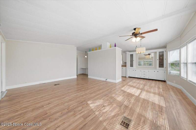 2 bedroom Manufactured Home at 1884 Mango Street, Palm Bay Colony Sec 3, Palm Bay — photo 5