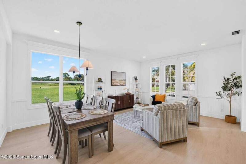 4 bedroom Single Family Residence at 780 Glen Abbey Way, Isles of Baytree Phase 2 A Replat of Tract L Isl, Melbourne — photo 2