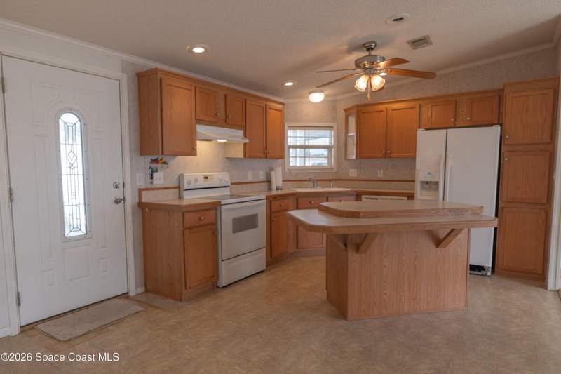 2 bedroom Manufactured Home at 1271 Shell Court, Port Malabar Holiday Park Unit 1, Palm Bay — photo 5