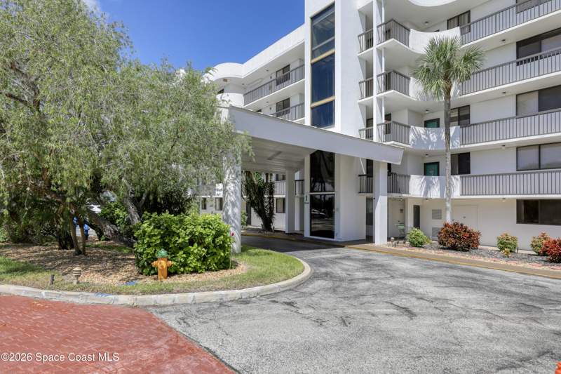 2 bedroom Condominium at 300 Columbia Drive #1103, Treasure Island Club Condo Ph I, Cape Canaveral — photo 3