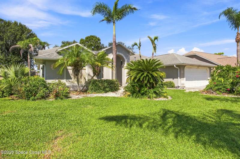 3 bedroom Single Family Residence at 452 Kimberly Drive, Suntree Lakes Ph I, Melbourne — photo 3