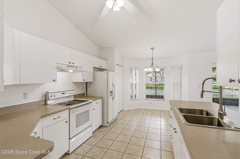 3 bedroom Single Family Residence at 1343 Richwood Circle, Richwood, Rockledge — photo 2