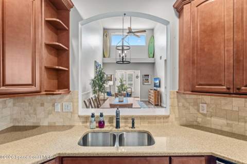 608 Mar Brisa Court #U-608, Satellite Beach FL - photo 12 of 34