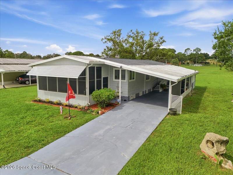 2 bedroom Manufactured Home at 5000 Santa Anna Avenue, San Mateo Village Sec 1, Titusville — photo 3