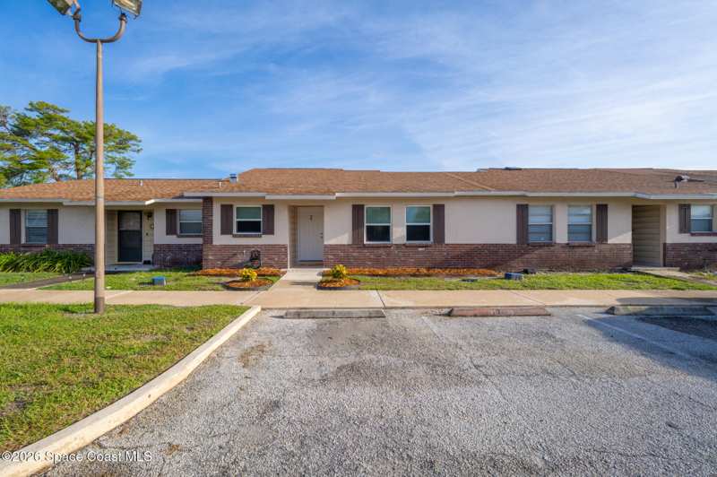 3 bedroom Townhouse at 1514 Clearlake Road #2, Clearlake Village Unit 1, Cocoa — photo 1